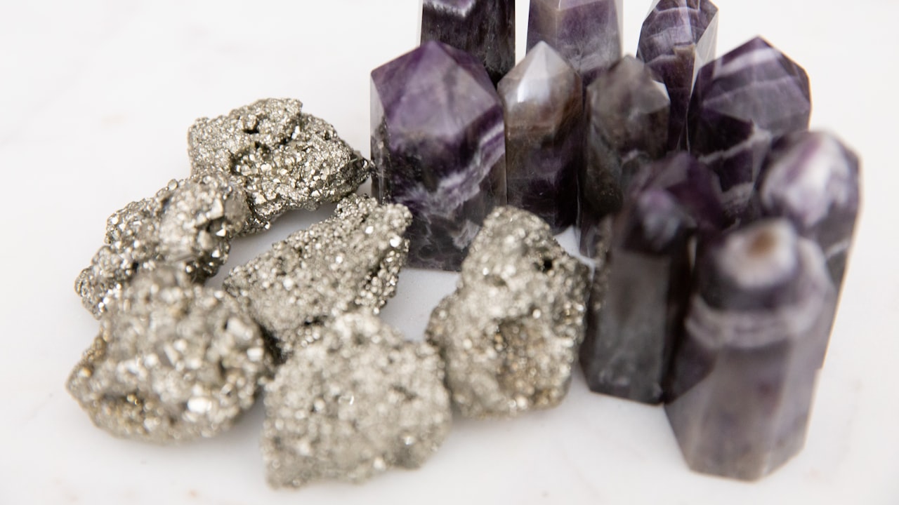 Can you wear real crystal necklace with other types of necklace?